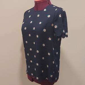 Floral pattern cut out blouse